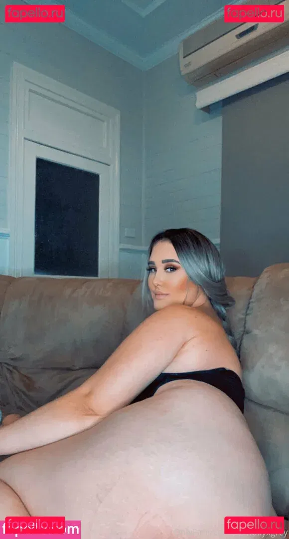 mollygrey_previews Onlyfans Photo Gallery 