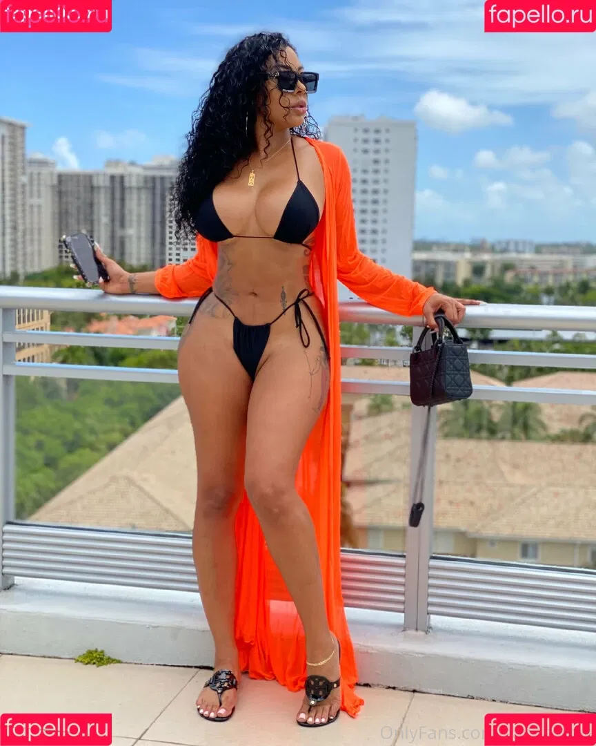 sashasfree Onlyfans Photo Gallery 