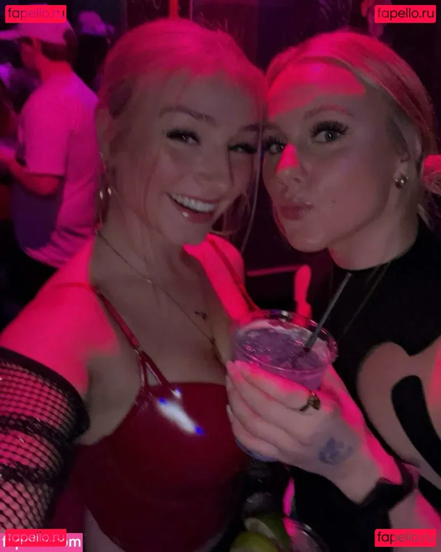 Hanna Onlyfans Photo Gallery 