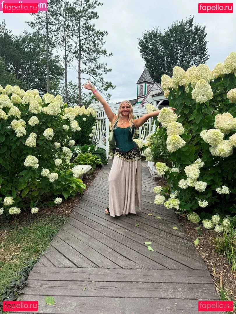 Hanna Onlyfans Photo Gallery 