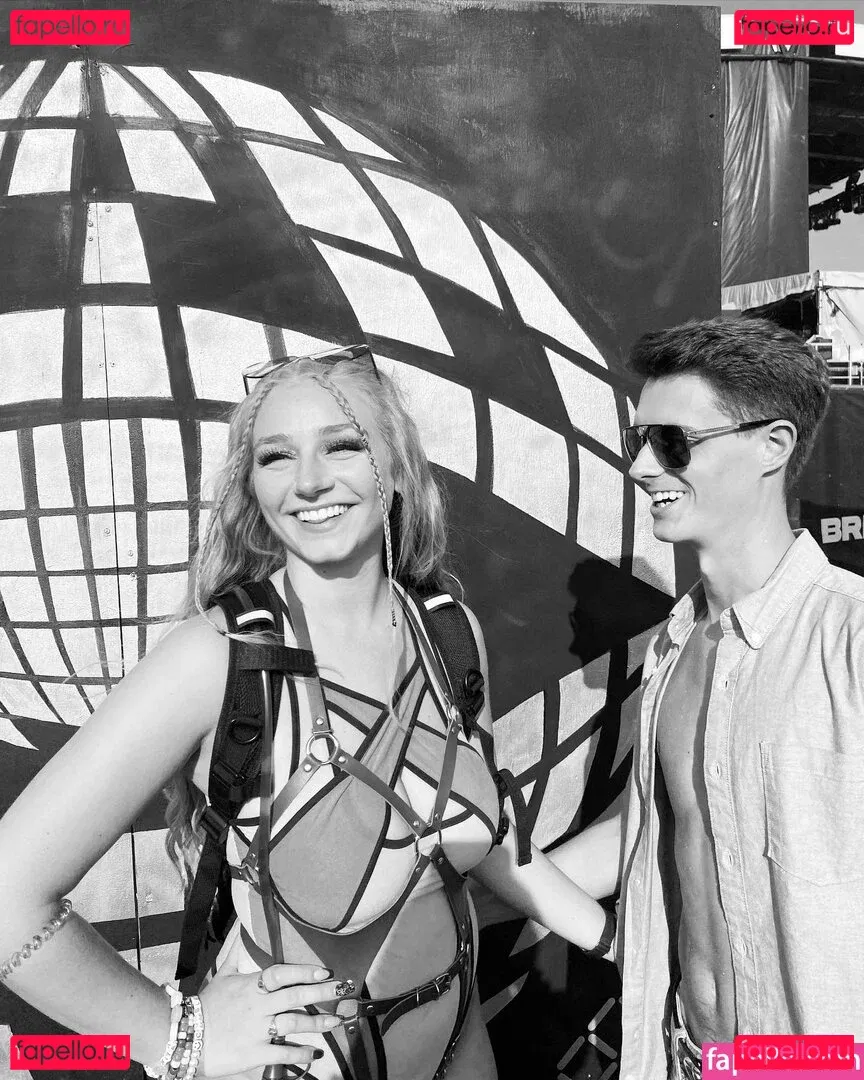 Hanna Onlyfans Photo Gallery 