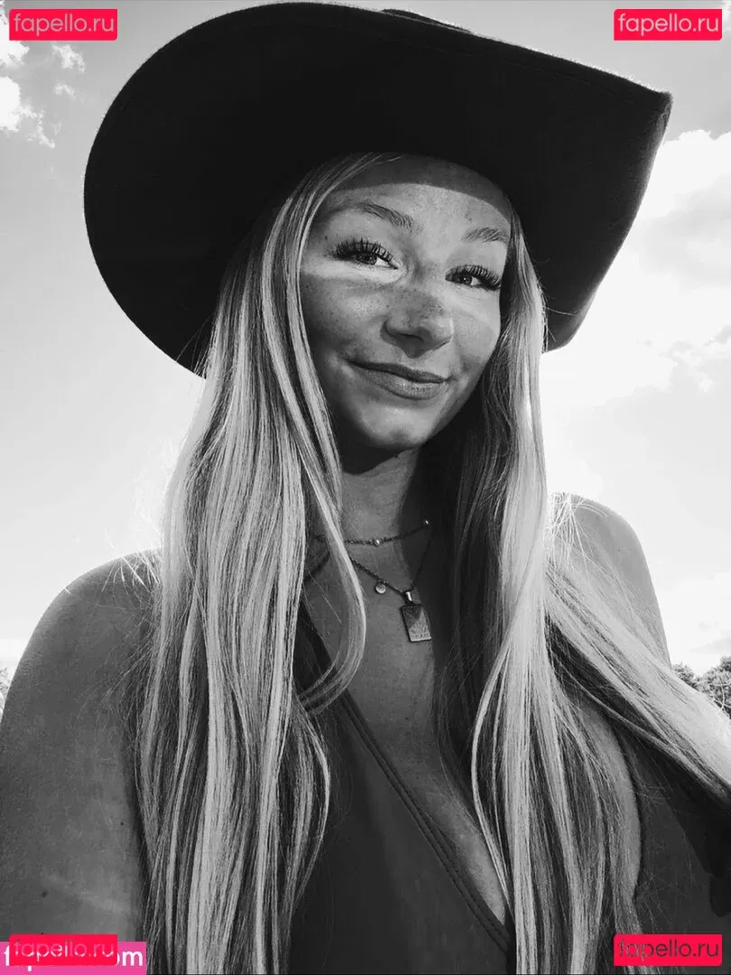 Hanna Onlyfans Photo Gallery 