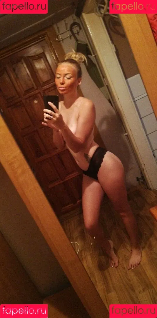 Sandra Gowska Onlyfans Photo Gallery 