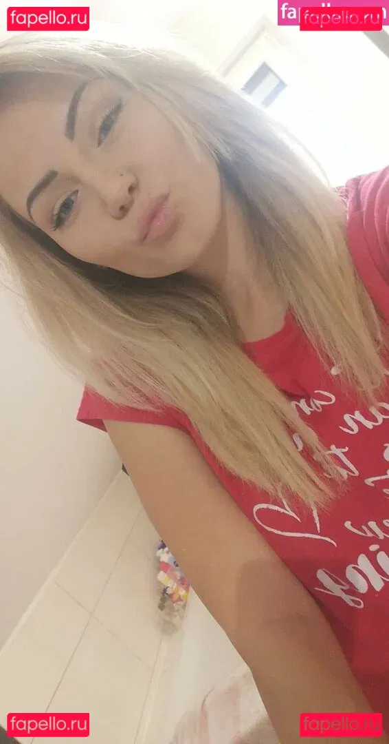 Sandra Gowska Onlyfans Photo Gallery 