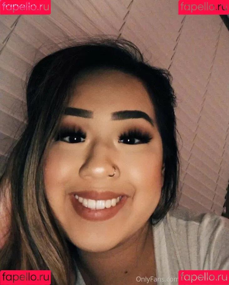 asianbbygirl18 Onlyfans Photo Gallery 