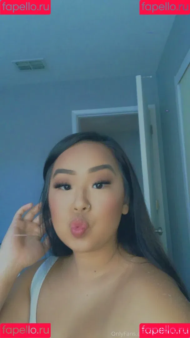 asianbbygirl18 Onlyfans Photo Gallery 