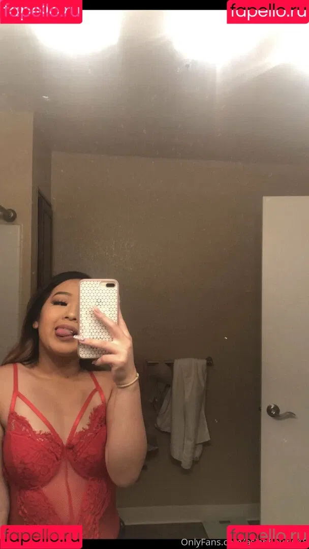 asianbbygirl18 Onlyfans Photo Gallery 