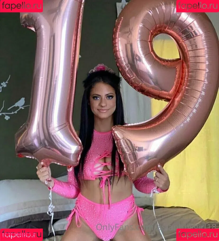 asianbbygirl18 Onlyfans Photo Gallery 