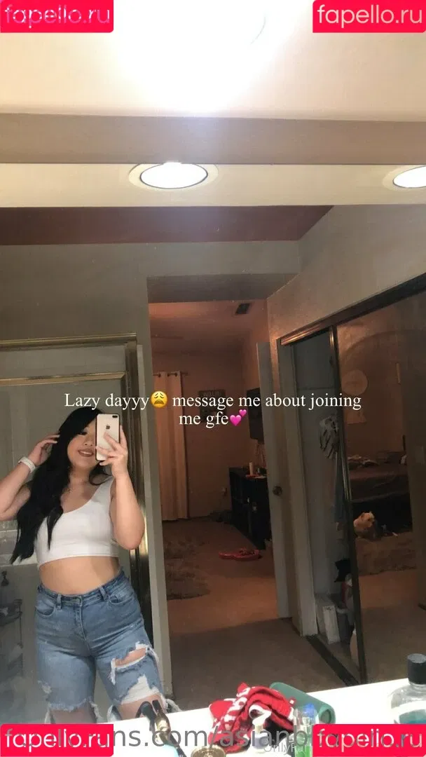asianbbygirl18 Onlyfans Photo Gallery 