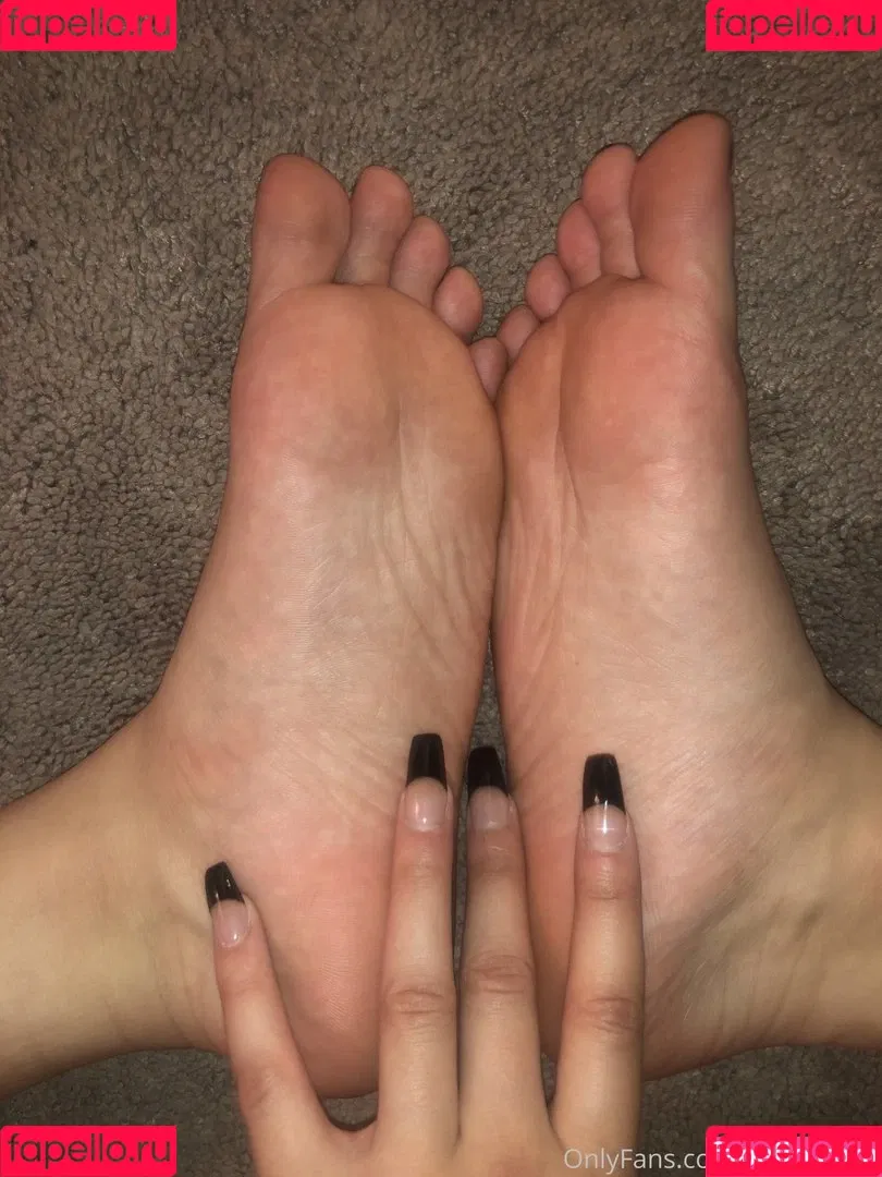 valeriedied Onlyfans Photo Gallery 