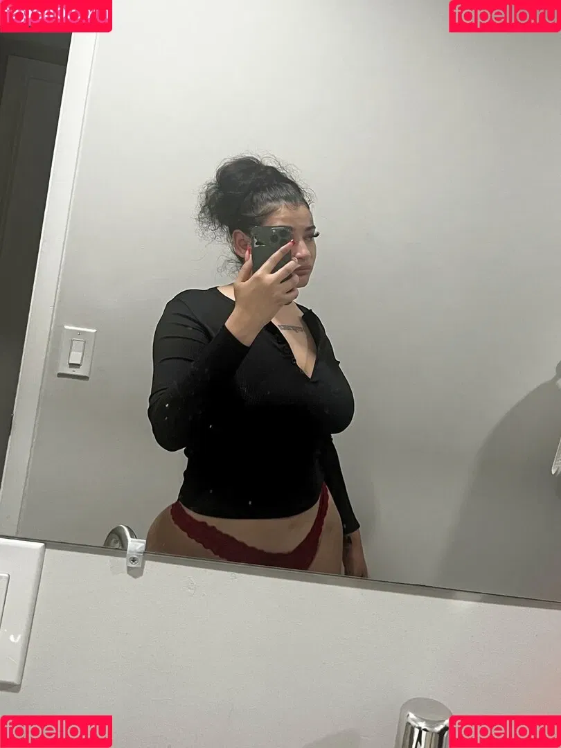 valeriedied Onlyfans Photo Gallery 