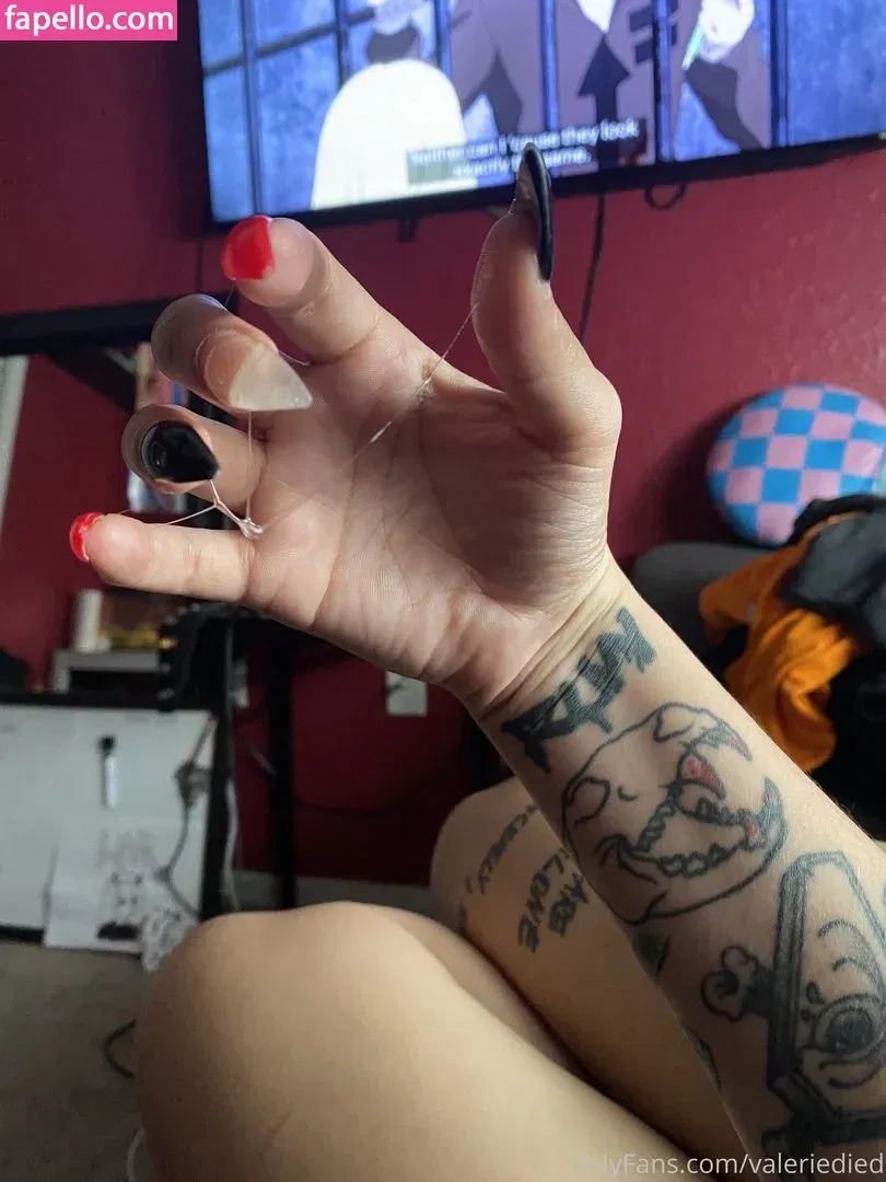 valeriedied Onlyfans Photo Gallery 
