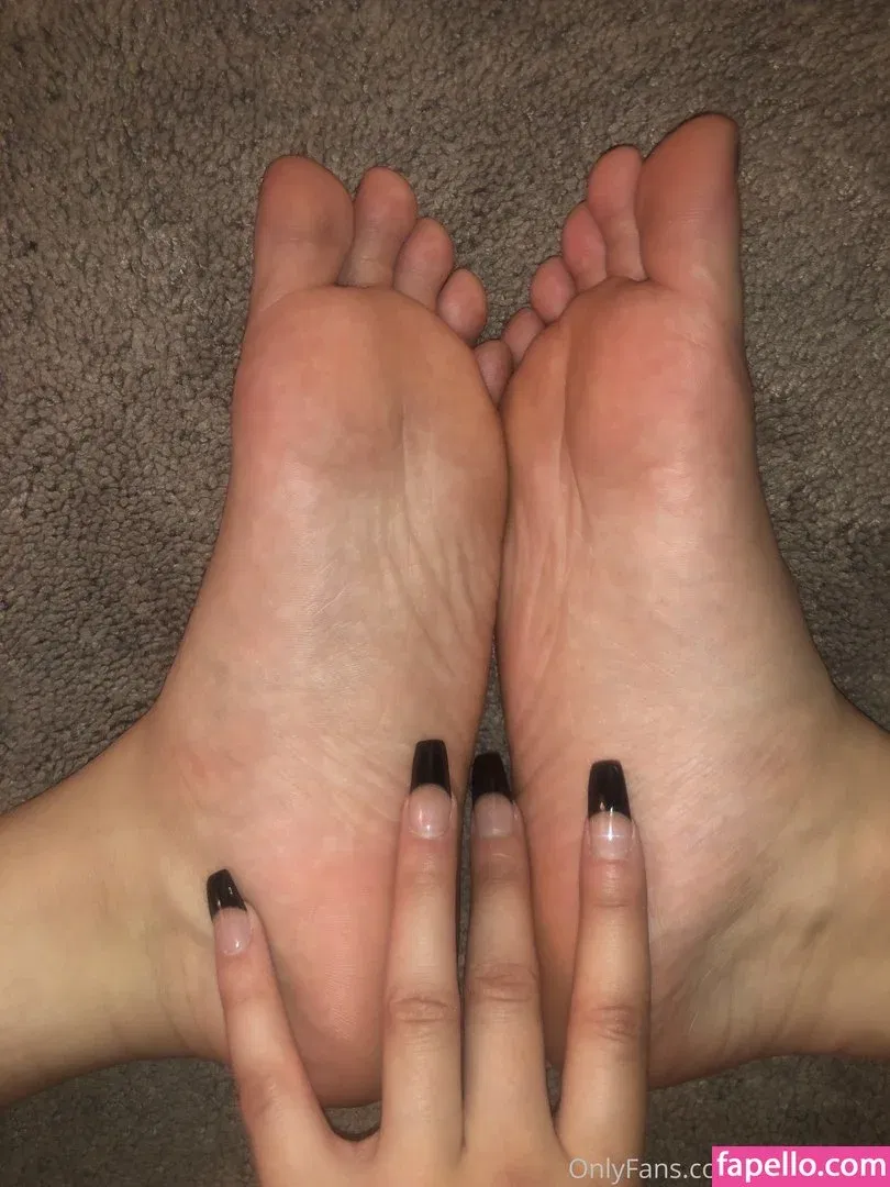 valeriedied Onlyfans Photo Gallery 