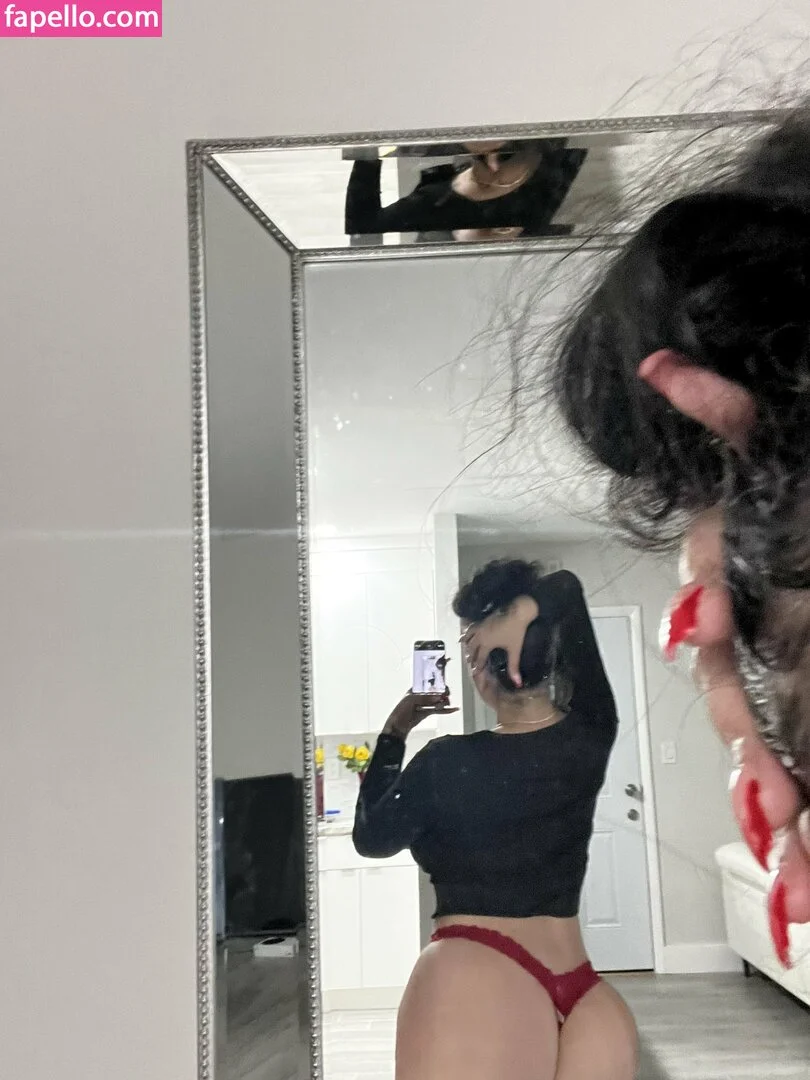 valeriedied Onlyfans Photo Gallery 