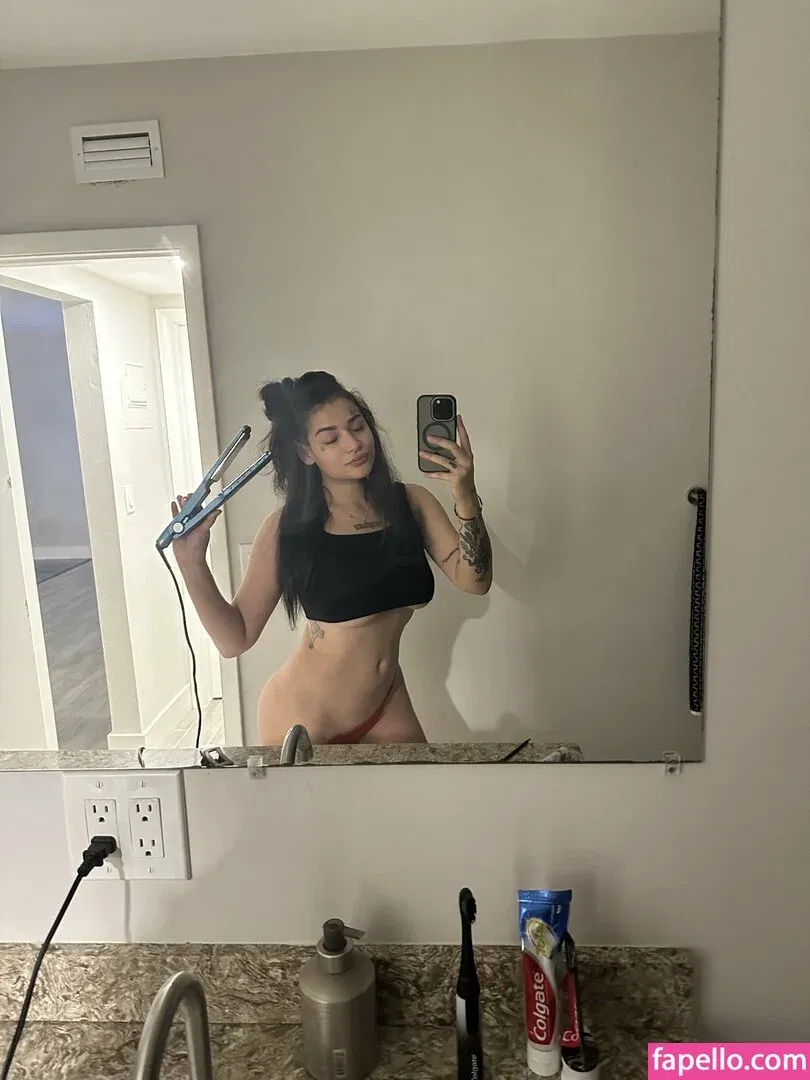 valeriedied Onlyfans Photo Gallery 