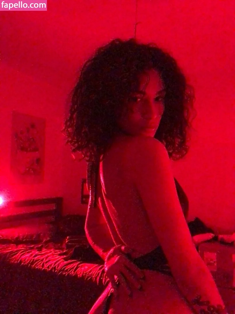 valeriedied Onlyfans Photo Gallery 