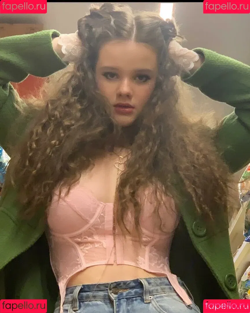 Isabel Ardley Onlyfans Photo Gallery 