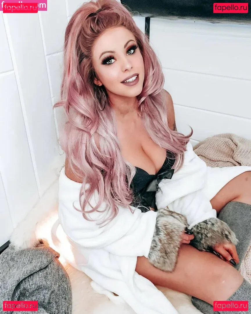 Madison Agnew Onlyfans Photo Gallery 