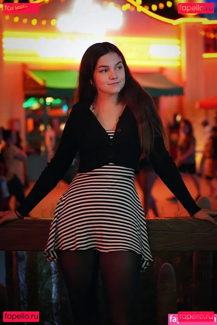 Minakess Onlyfans Photo Gallery 