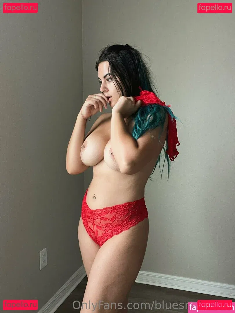 Polly Bones Onlyfans Photo Gallery 