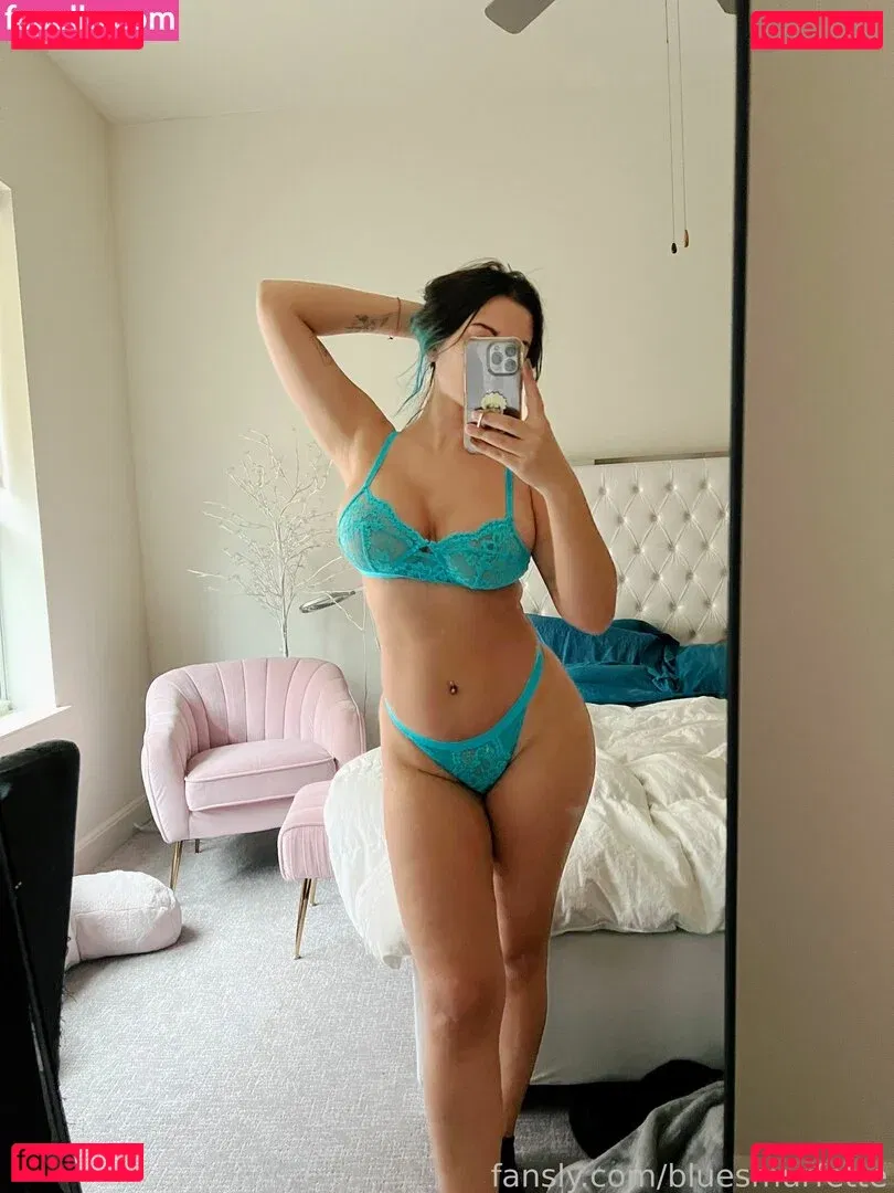 Polly Bones Onlyfans Photo Gallery 