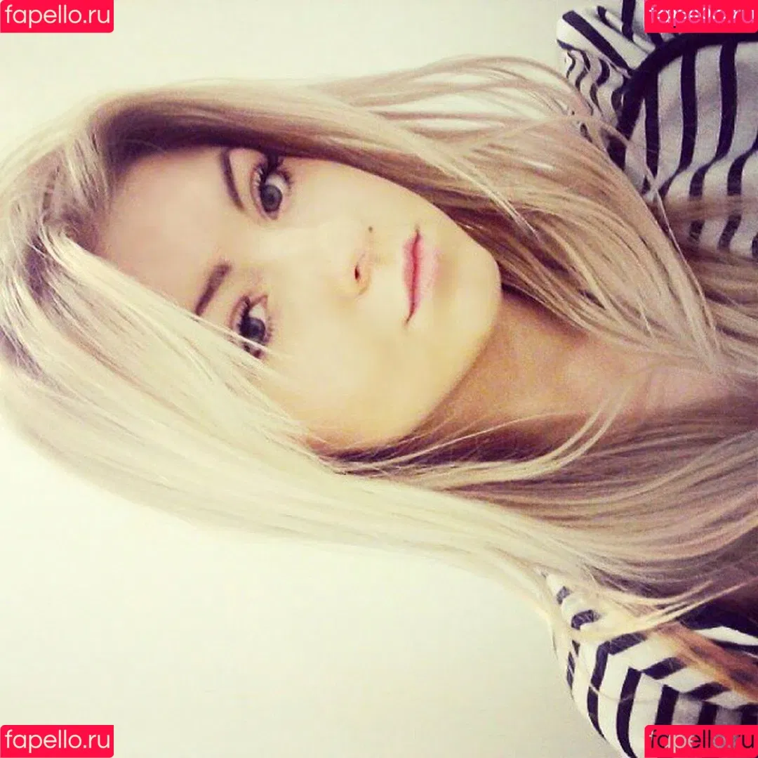 Sara Ladach Onlyfans Photo Gallery 