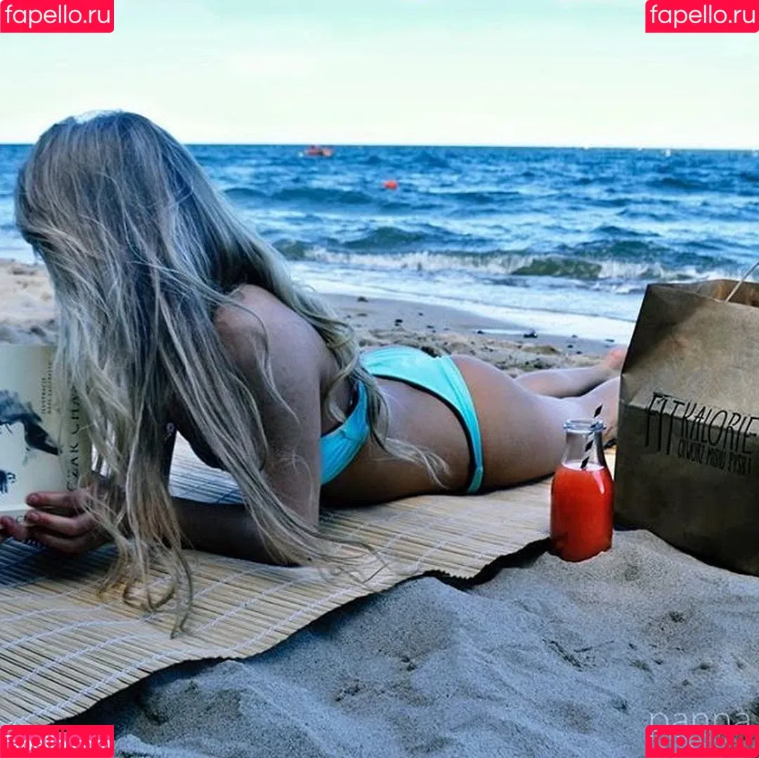 Sara Ladach Onlyfans Photo Gallery 