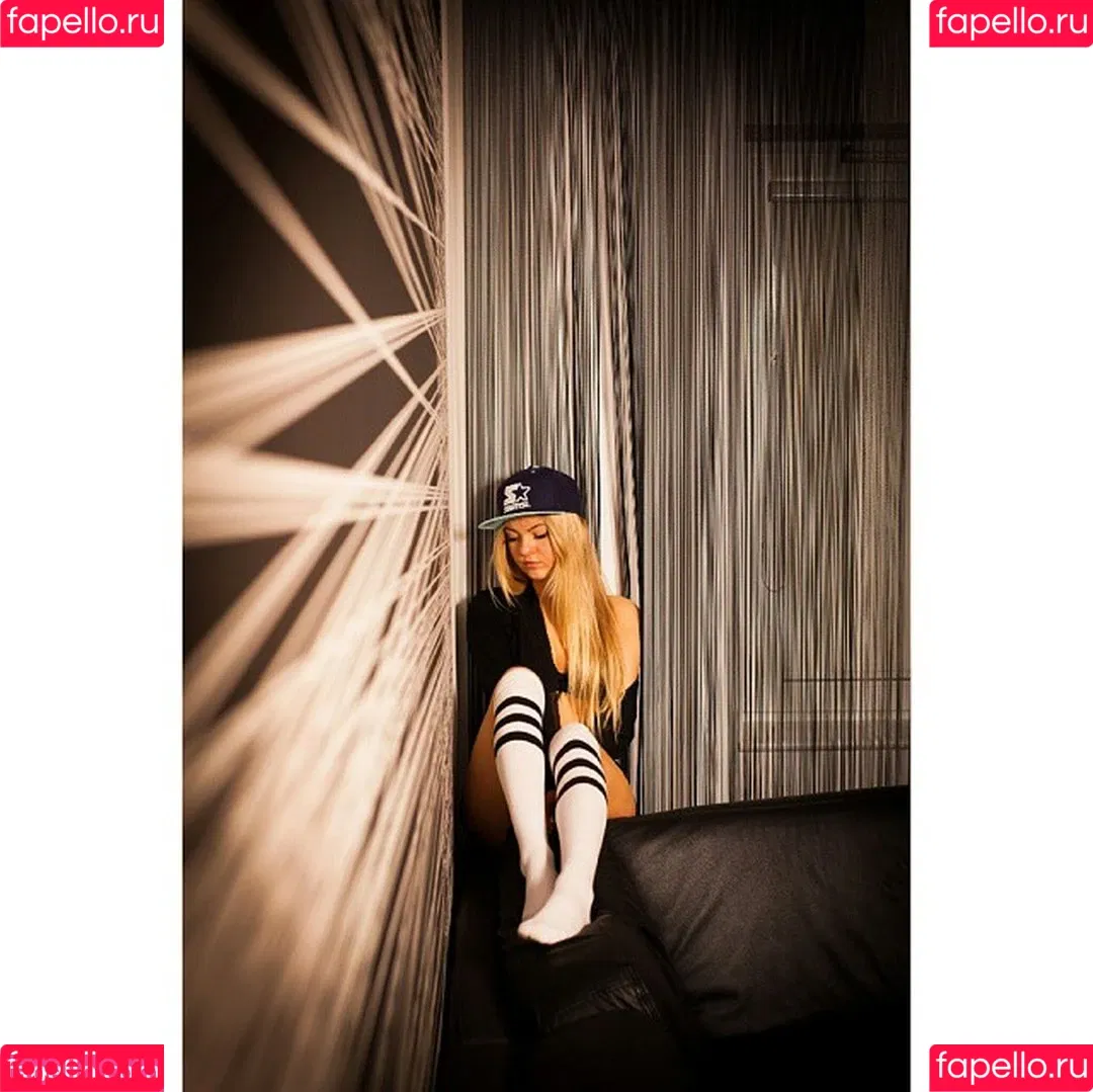 Sara Ladach Onlyfans Photo Gallery 