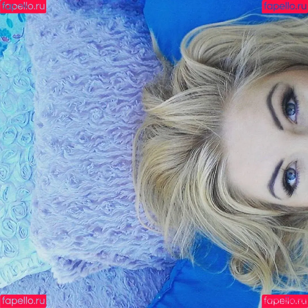 Sara Ladach Onlyfans Photo Gallery 