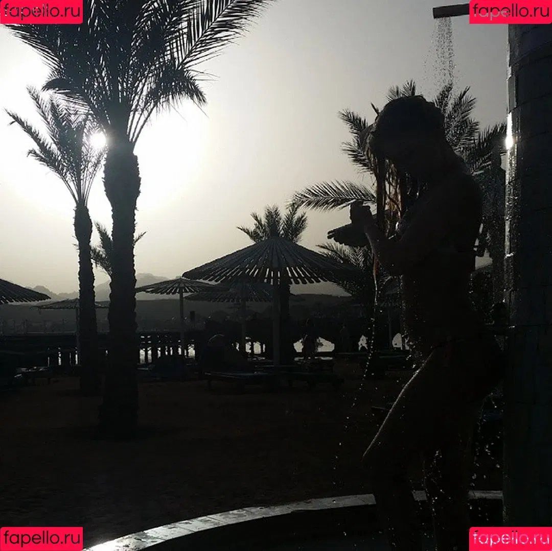 Sara Ladach Onlyfans Photo Gallery 