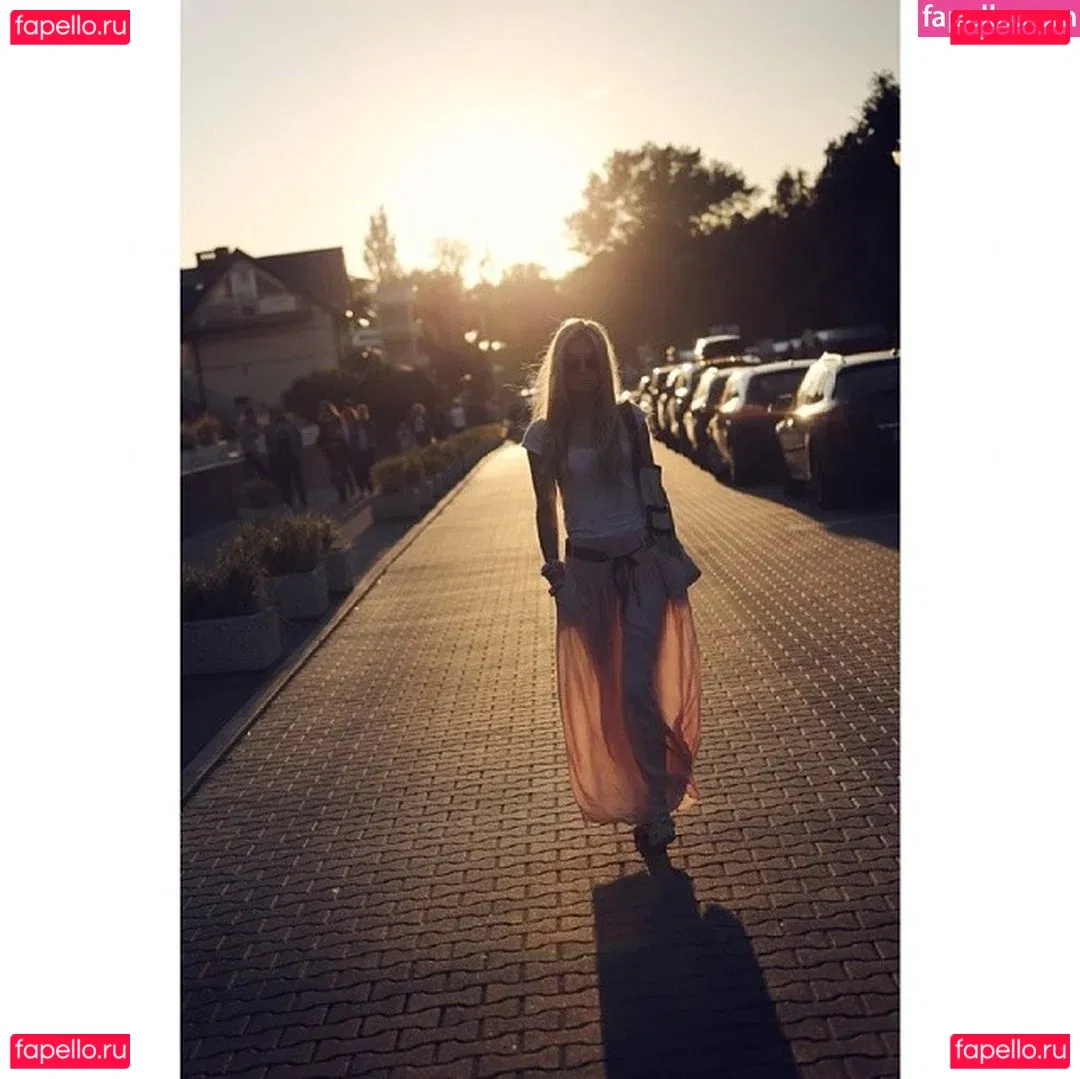 Sara Ladach Onlyfans Photo Gallery 