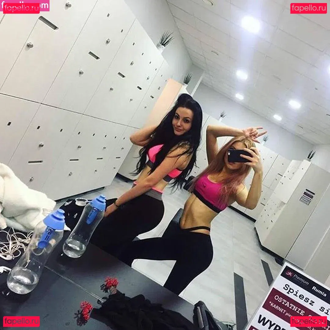 Sara Ladach Onlyfans Photo Gallery 