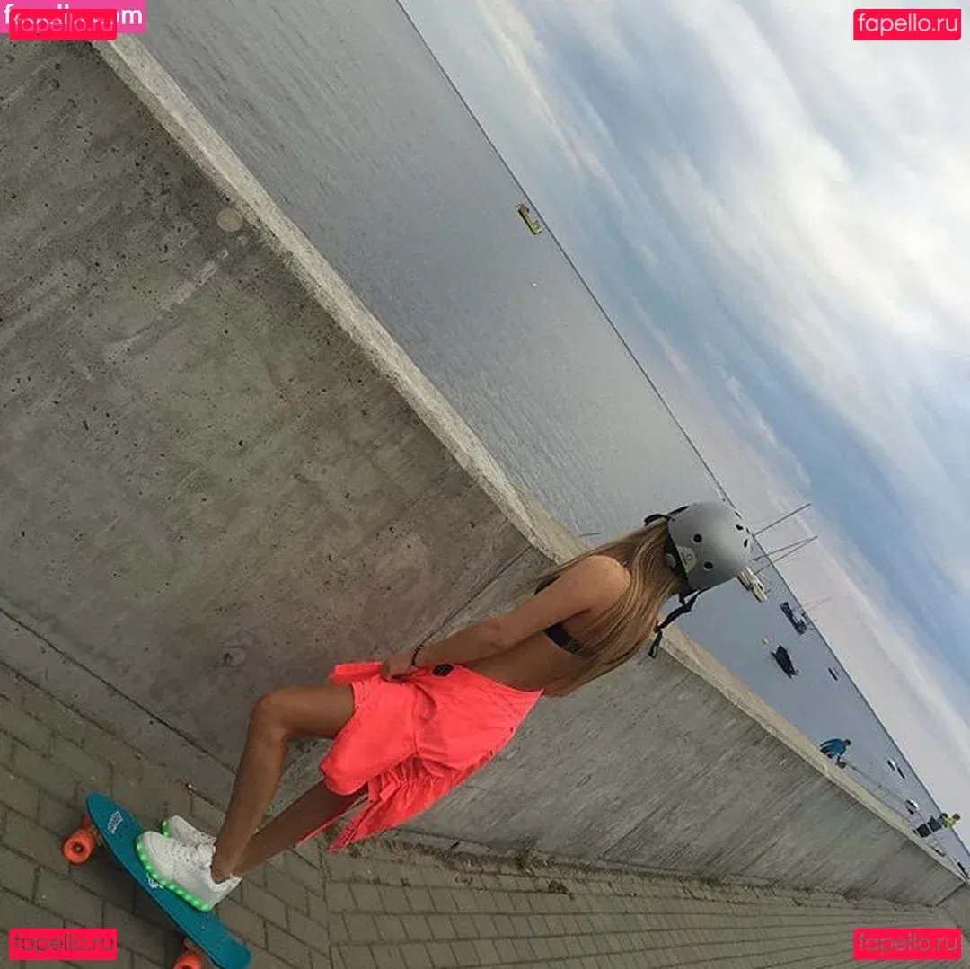 Sara Ladach Onlyfans Photo Gallery 