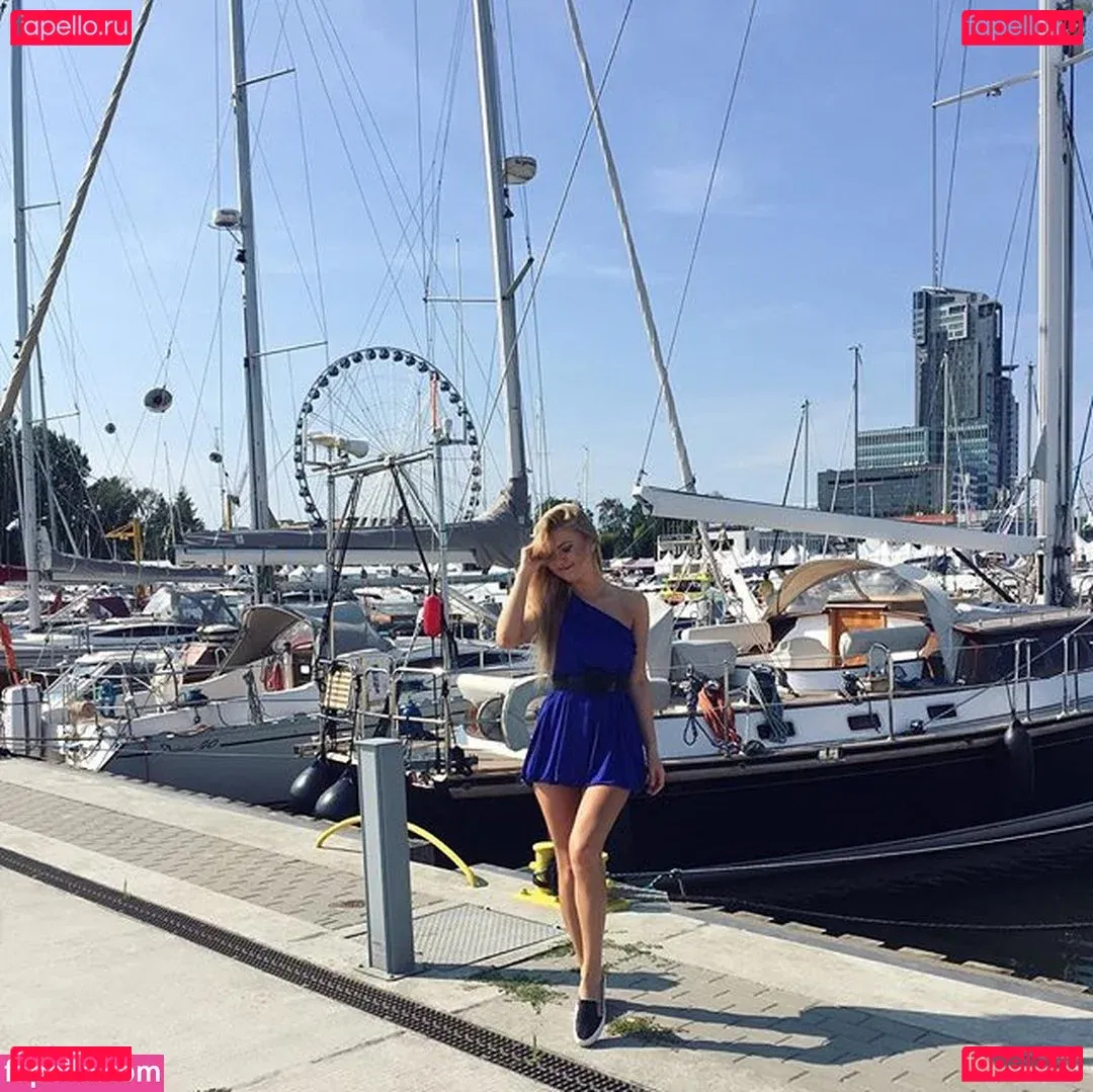 Sara Ladach Onlyfans Photo Gallery 