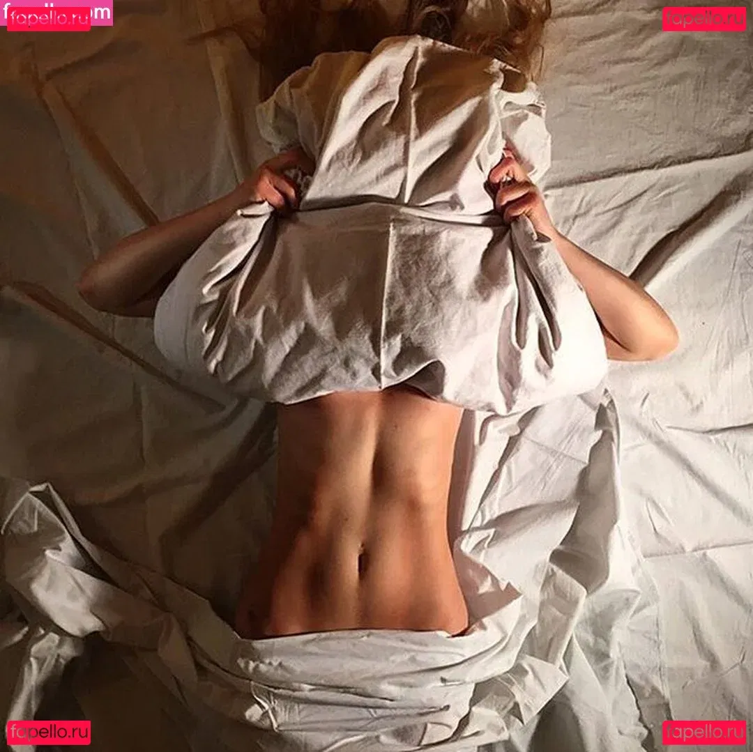 Sara Ladach Onlyfans Photo Gallery 