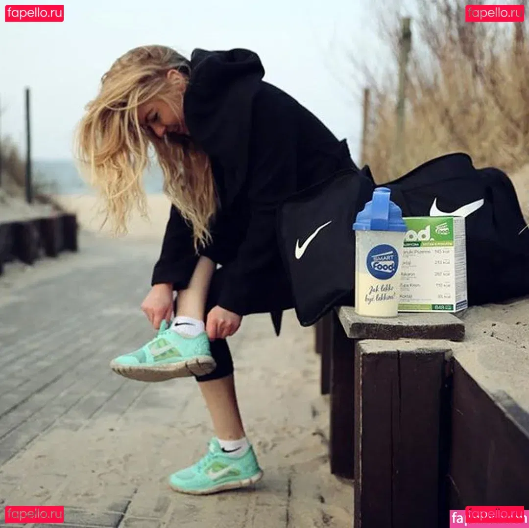 Sara Ladach Onlyfans Photo Gallery 