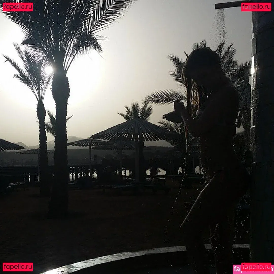 Sara Ladach Onlyfans Photo Gallery 