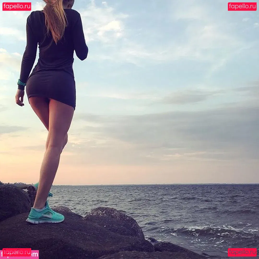 Sara Ladach Onlyfans Photo Gallery 