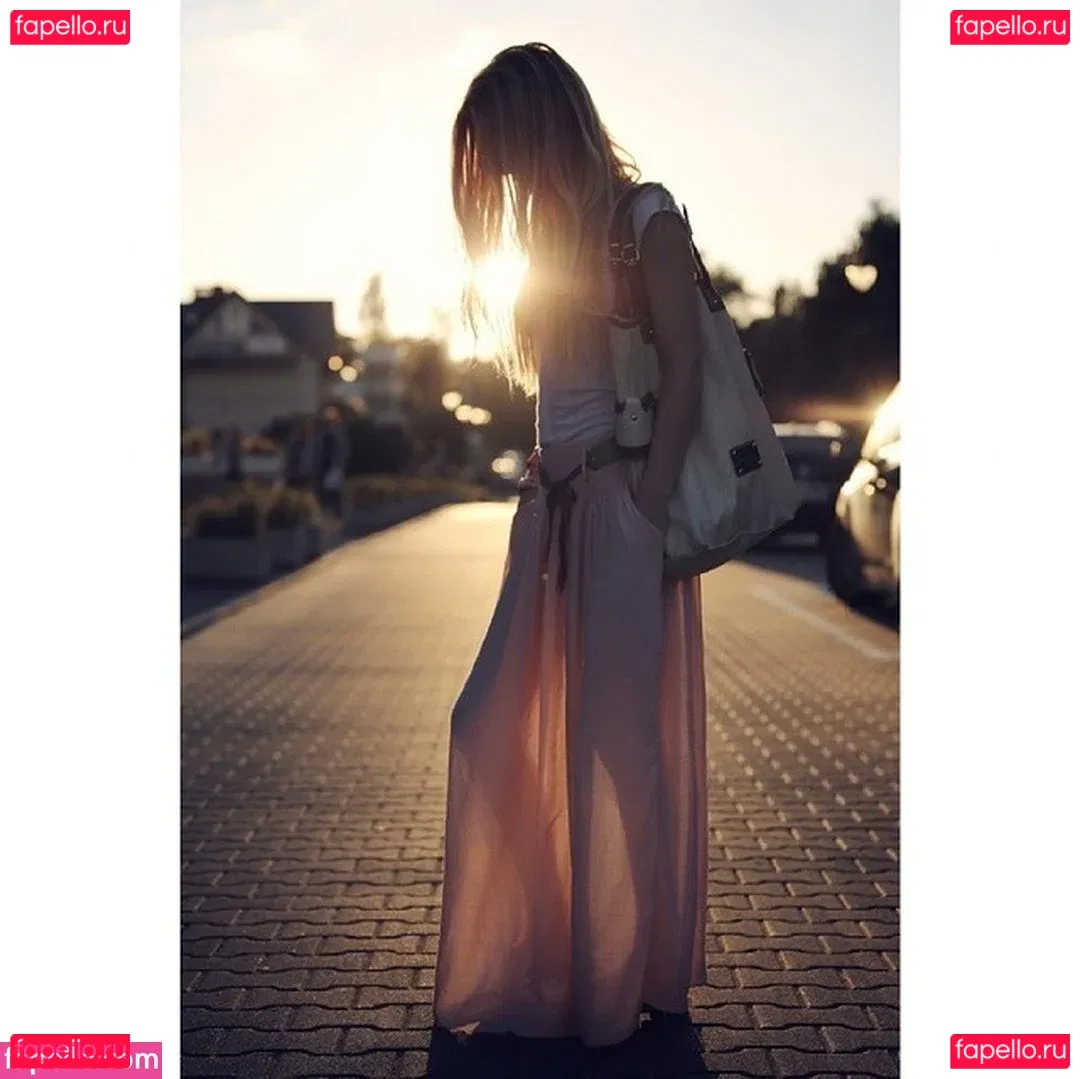 Sara Ladach Onlyfans Photo Gallery 