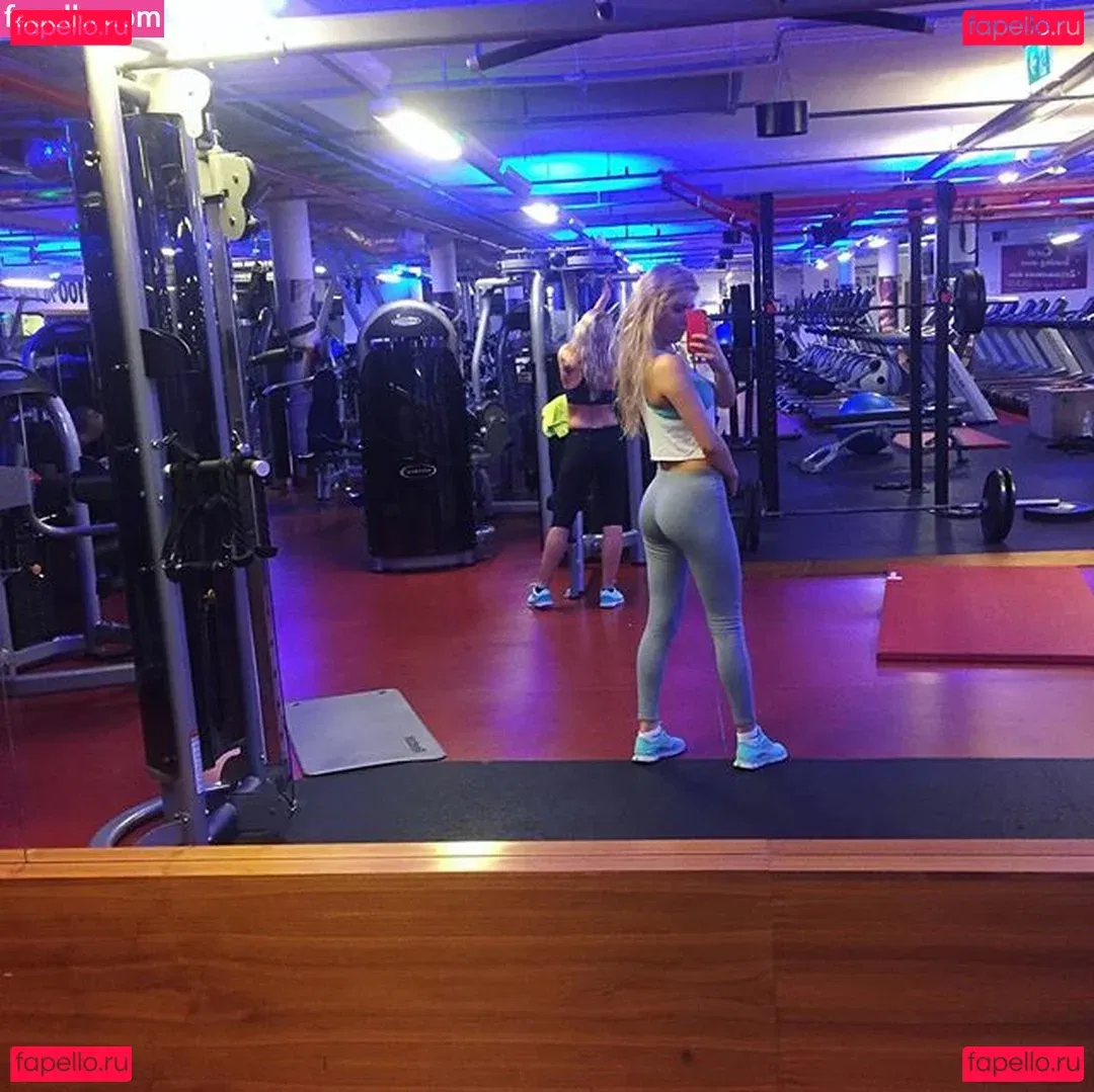 Sara Ladach Onlyfans Photo Gallery 