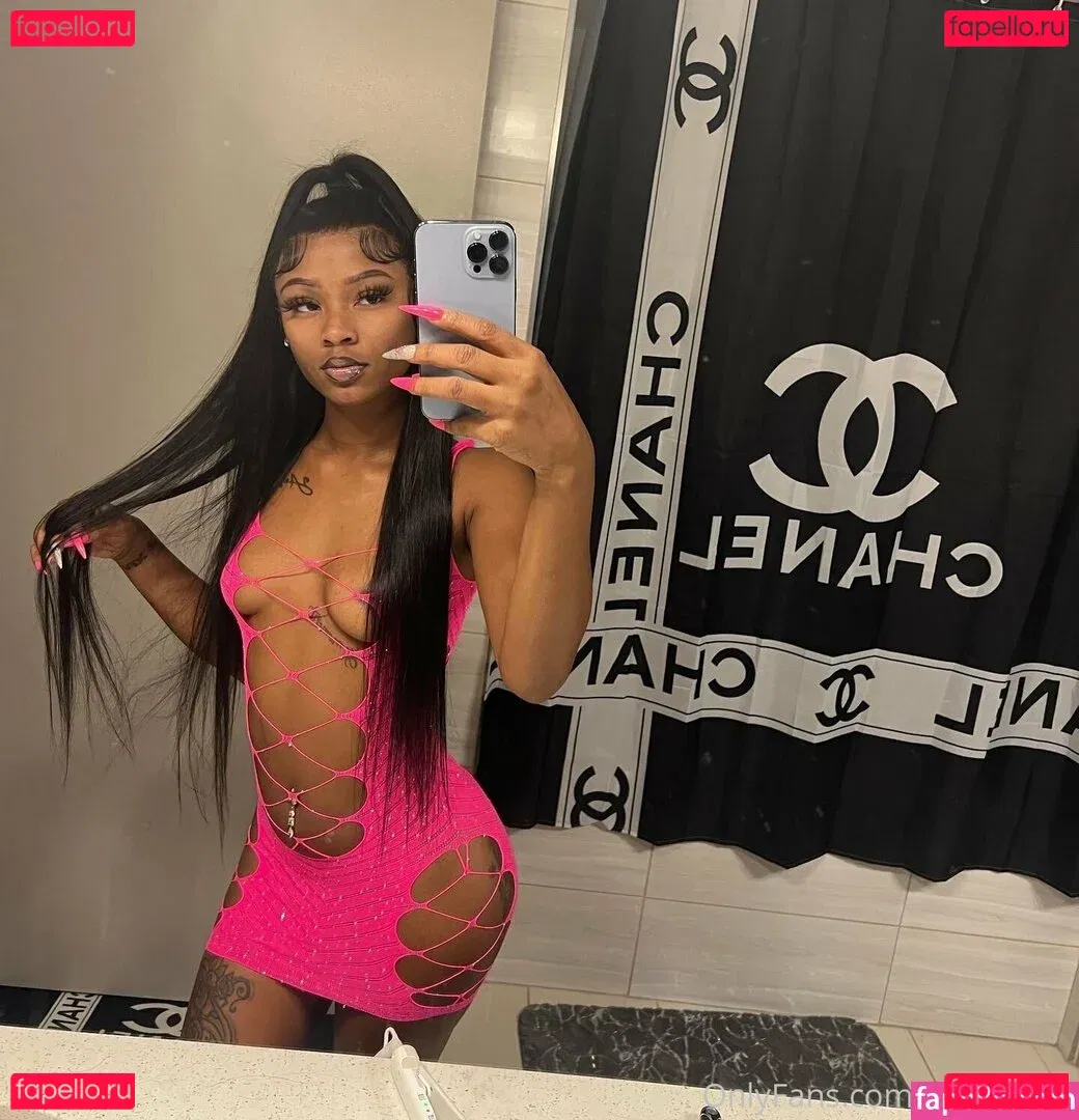 fineasssstv Onlyfans Photo Gallery 