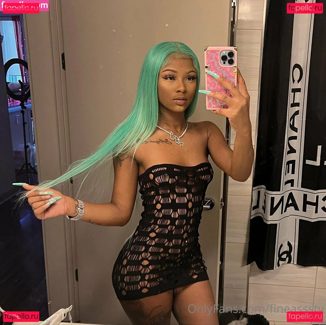 fineasssstv Onlyfans Photo Gallery 