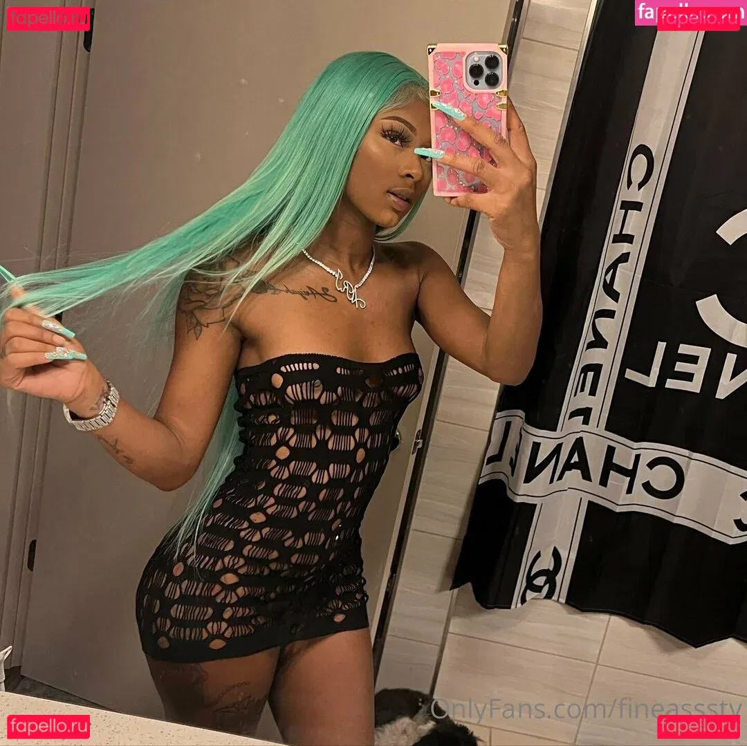 fineasssstv Onlyfans Photo Gallery 