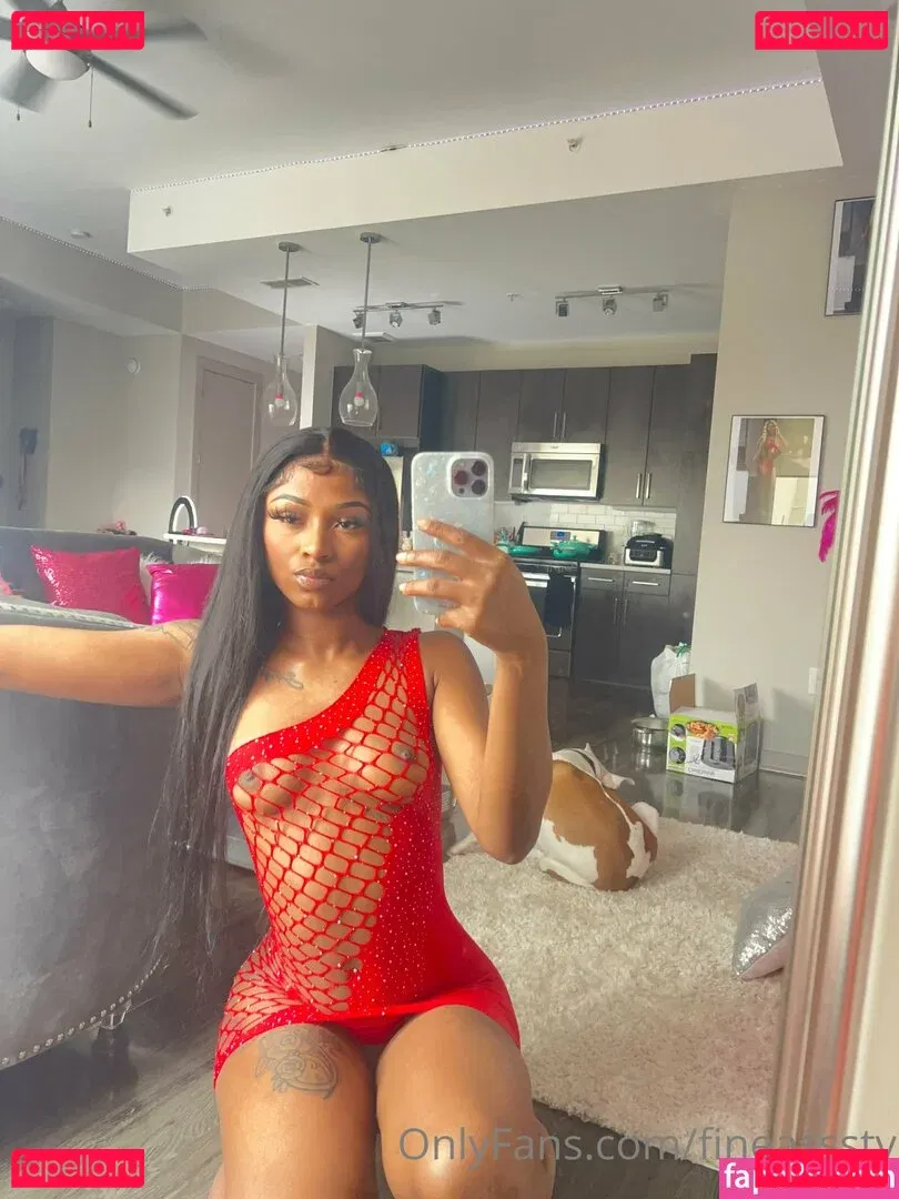 fineasssstv Onlyfans Photo Gallery 