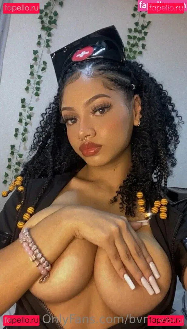 bvnnyara Onlyfans Photo Gallery 