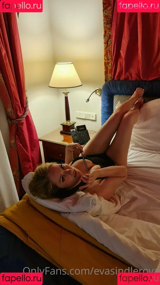 evasindlerova Onlyfans Photo Gallery 