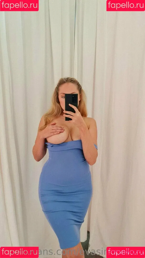 evasindlerova Onlyfans Photo Gallery 