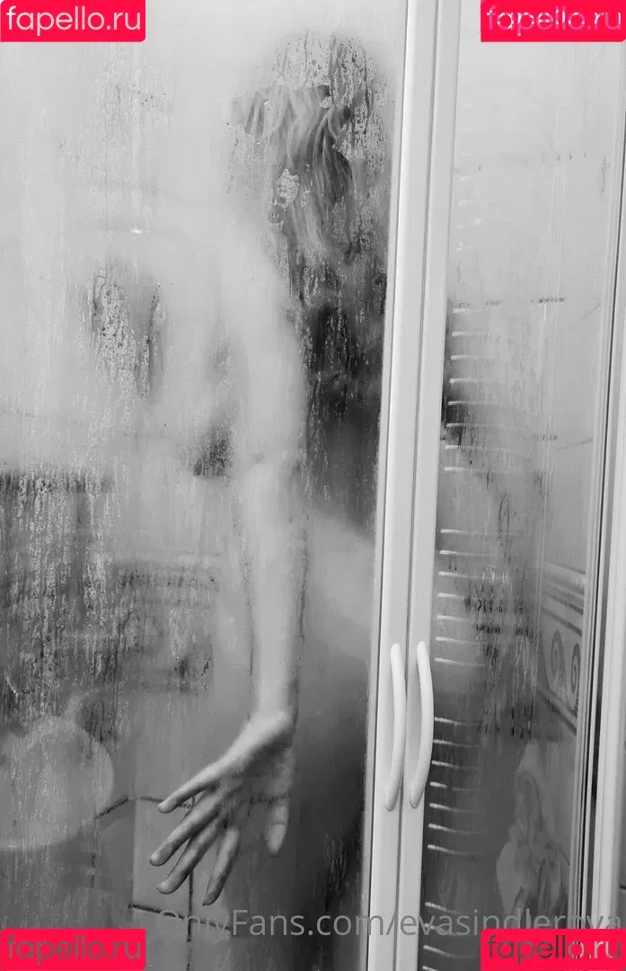 evasindlerova Onlyfans Photo Gallery 