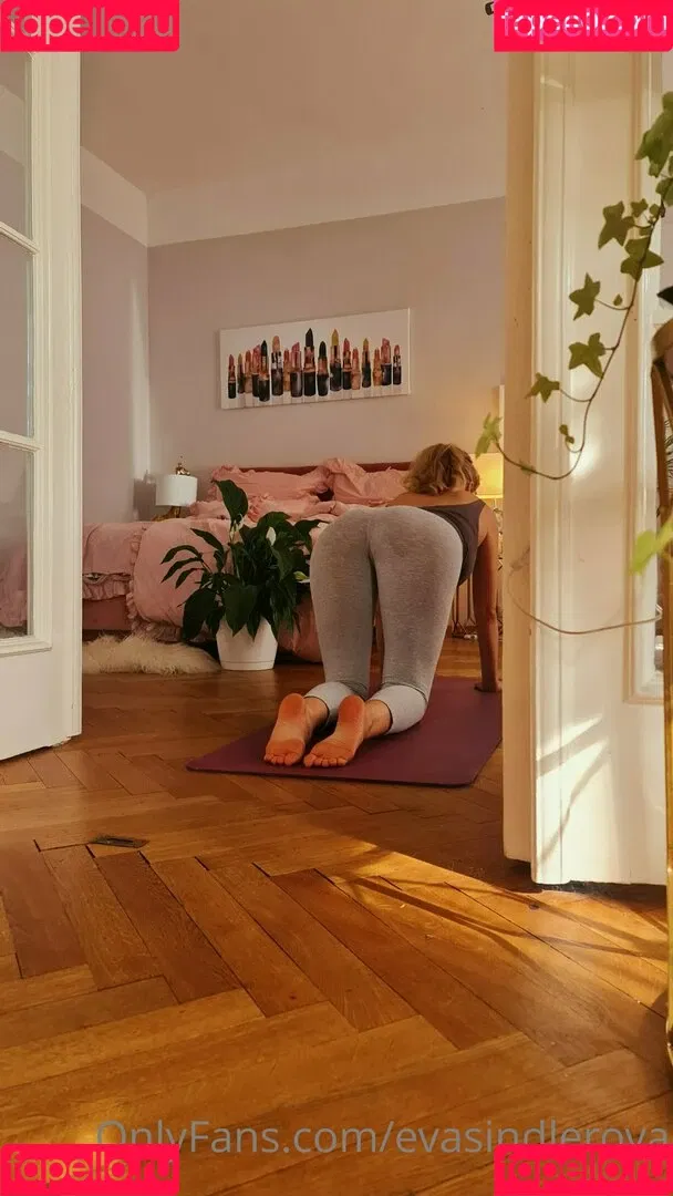 evasindlerova Onlyfans Photo Gallery 