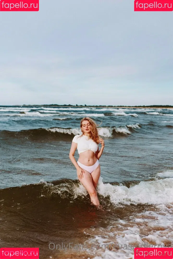 evasindlerova Onlyfans Photo Gallery 